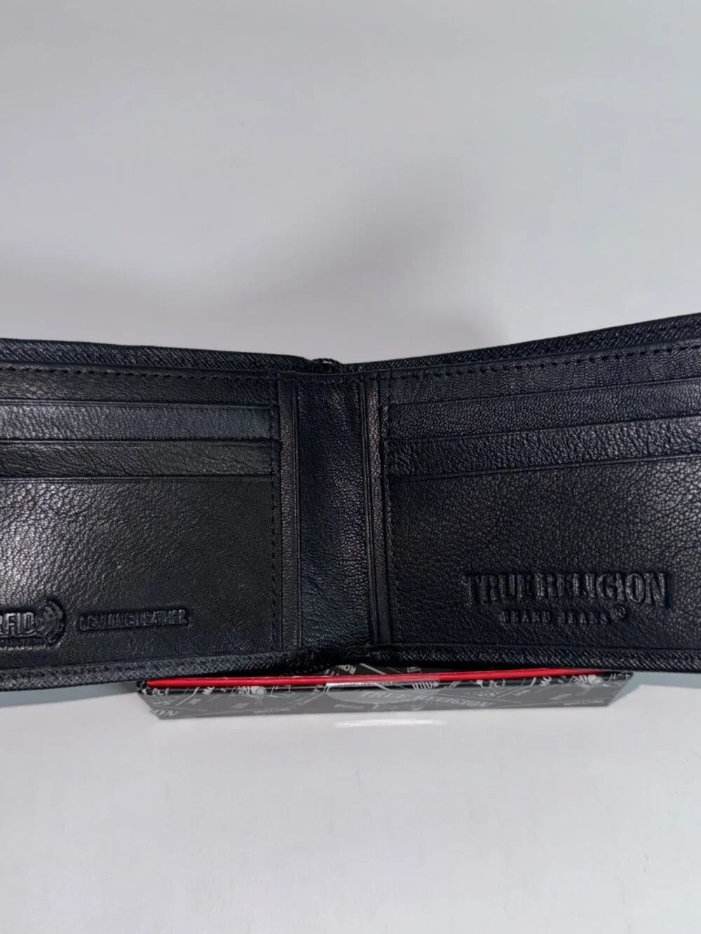 TRUE RELIGION Black Leather Bifold Wallet Logo Boxed RFID Gift for Men NWT